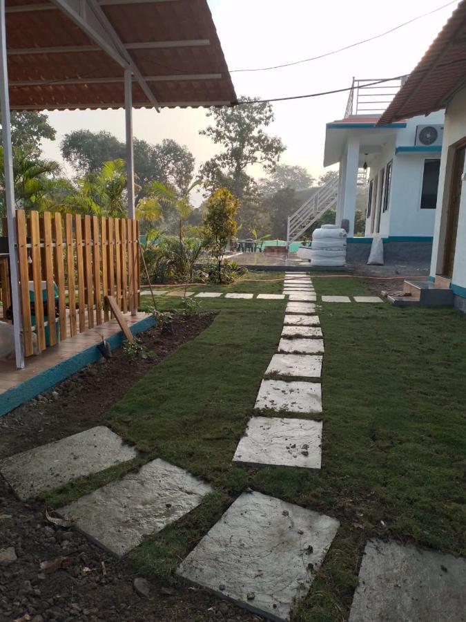 Mohor Retreat Hotel Alibaug Ngoại thất bức ảnh