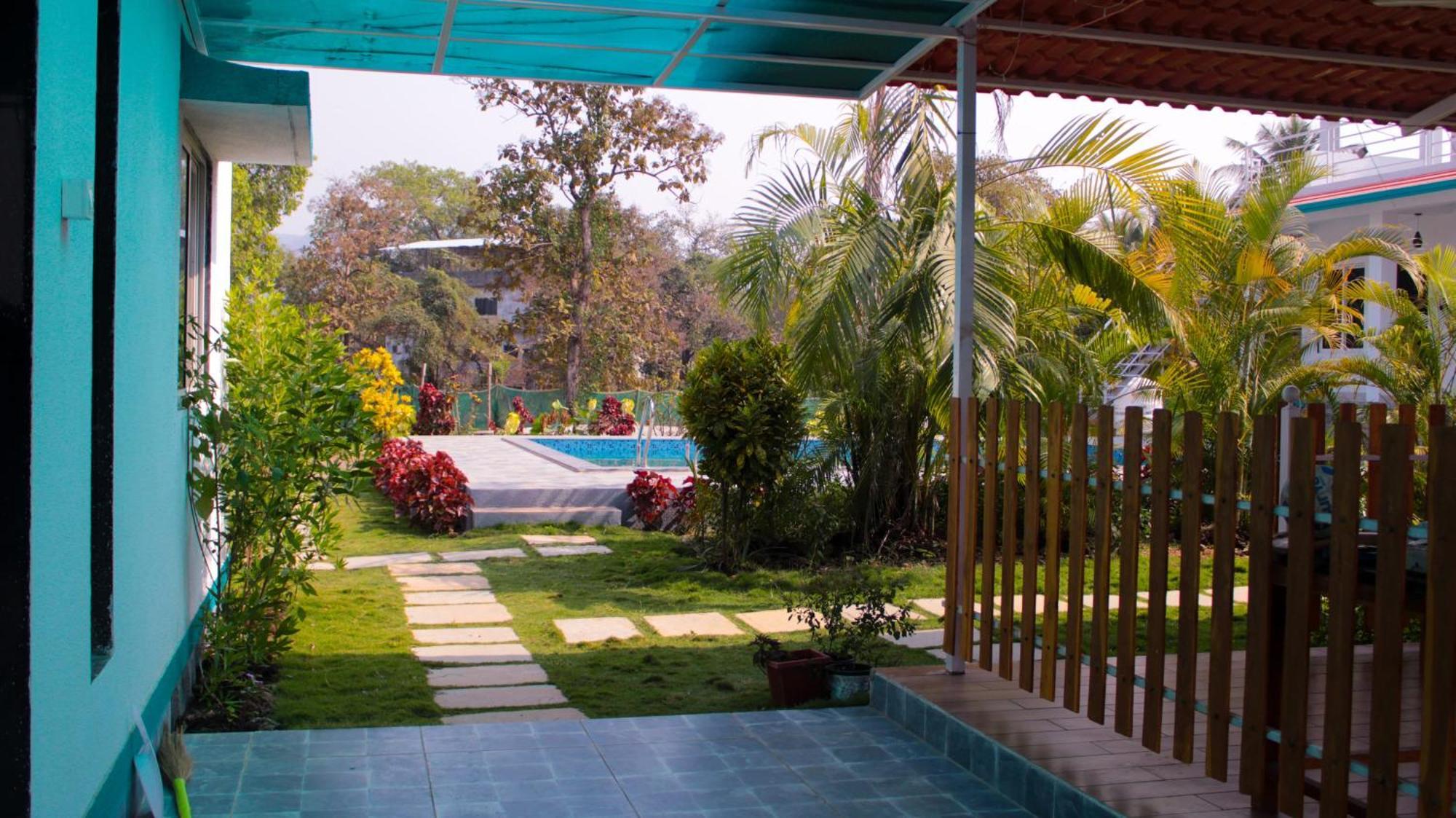 Mohor Retreat Hotel Alibaug Ngoại thất bức ảnh